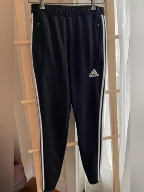 Adidas 3-stripe sweatpants